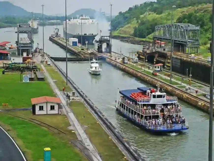 Layover Miraflores Visitor Center Panama Canal Private Shuttle