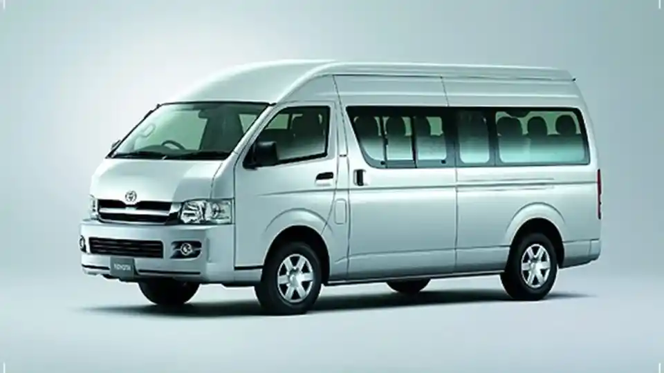 Panama Airport Shuttle Services Logistics Transportation Service Panama Tour in Panama City
